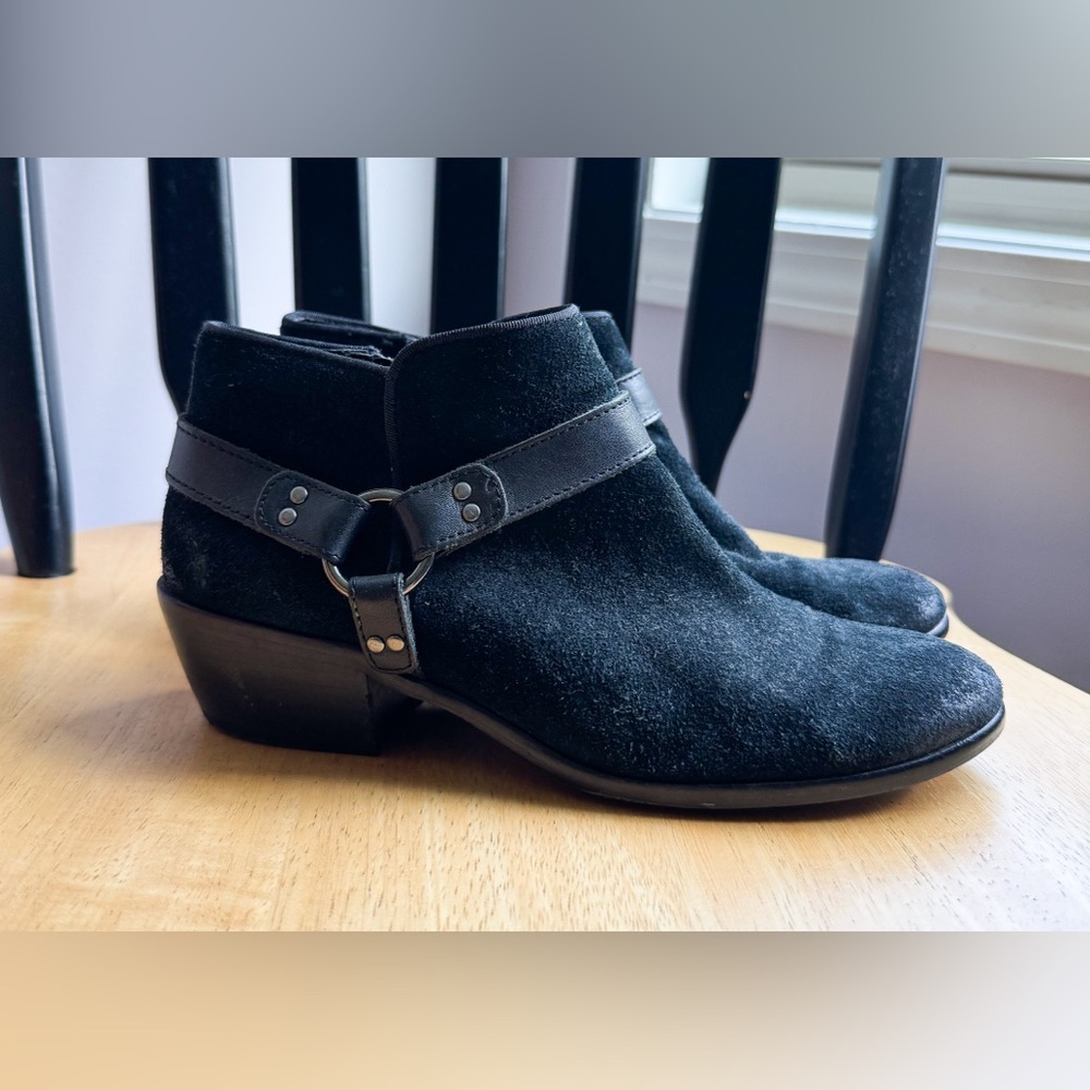 SAM EDELMAN- ankle booties